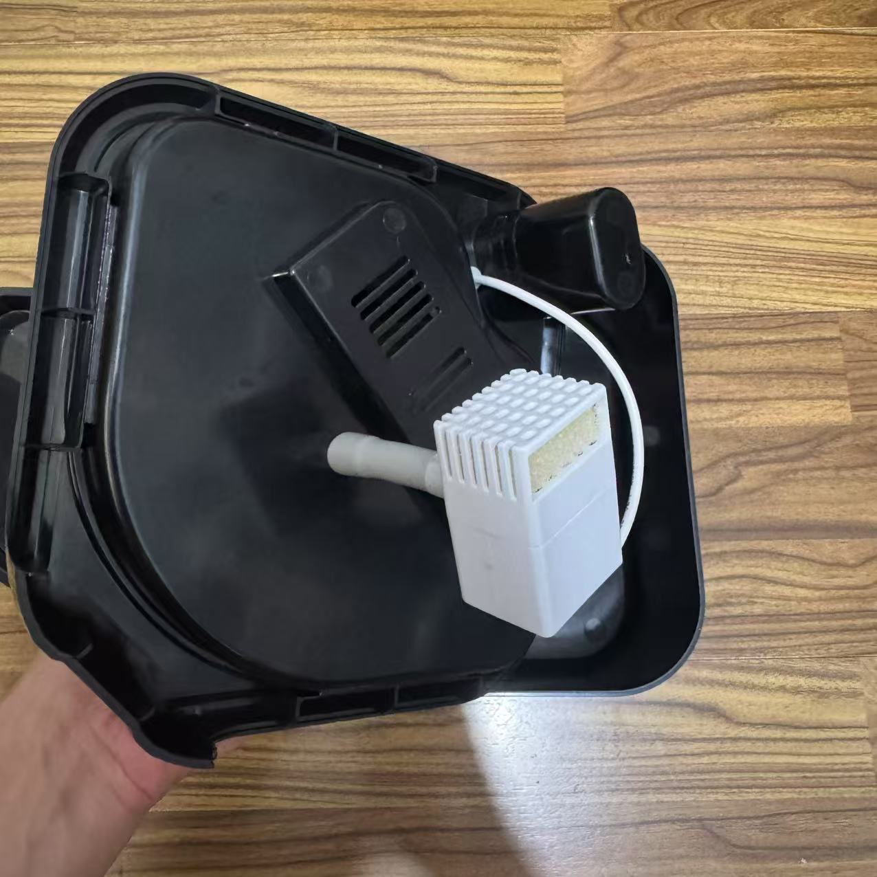 Automatic Pet Water Dispenser Wireless Smart Fountain for Cats and Dogs with Filter